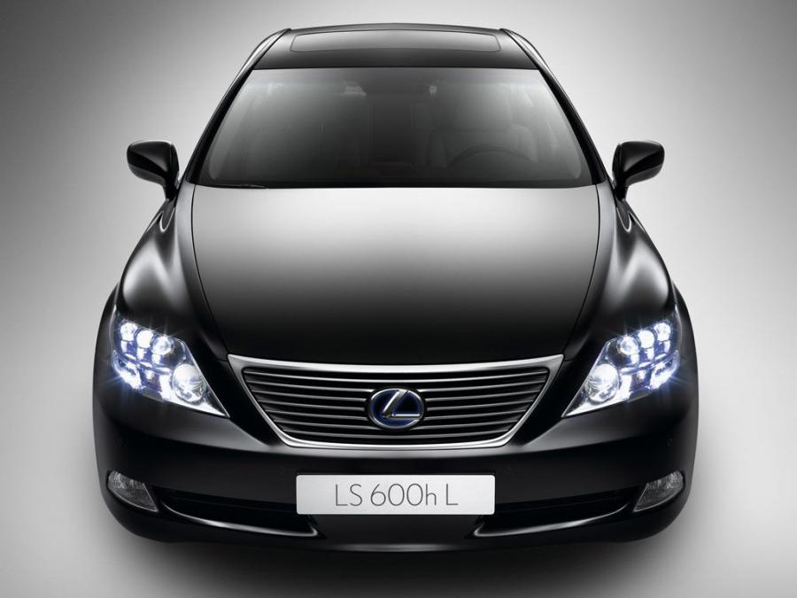  Lexus LS600h 2008 года  (фото 4 из 6)